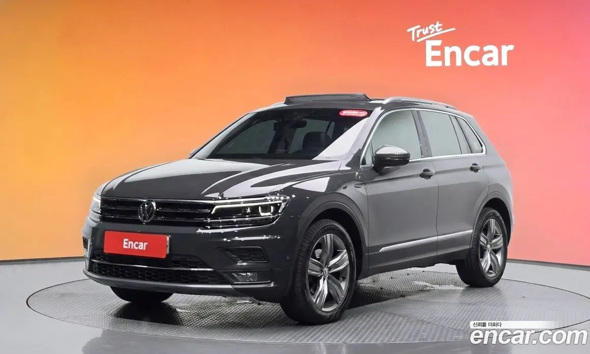 Volkswagen Tiguan 2018 2.0 автомат (гидро), фото 32