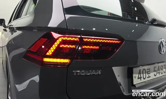 Volkswagen Tiguan 2018 2.0 автомат (гидро), миниатюра 8