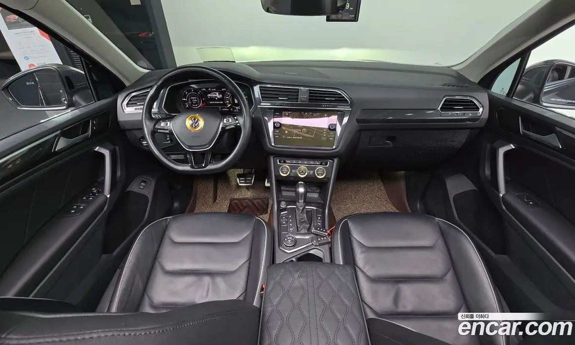 Volkswagen Tiguan 2018 2.0 автомат (гидро), фото 9