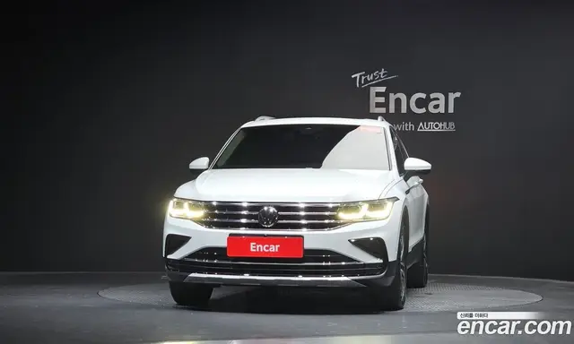 Volkswagen Tiguan 2022 2.0 автомат (гидро), миниатюра 2