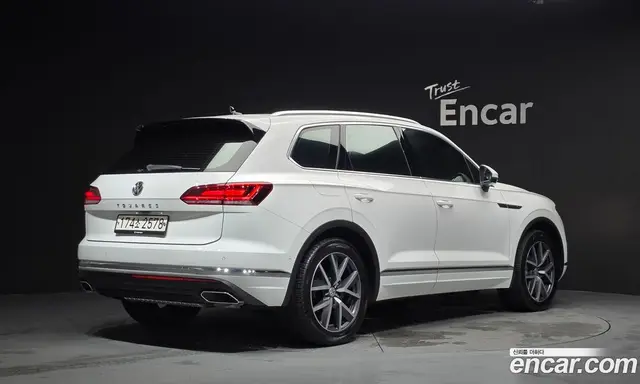 Volkswagen Touareg 2020 3.0 автомат (гидро), миниатюра 2