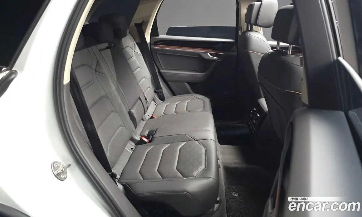Volkswagen Touareg 2023 3.0 автомат (гидро), фото 17