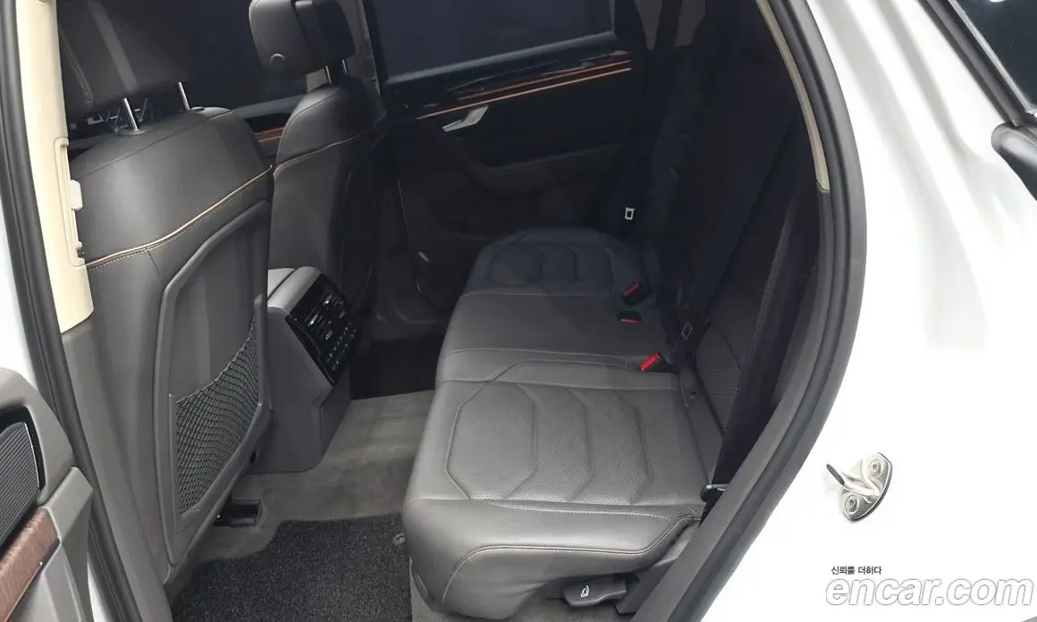 Volkswagen Touareg 2023 3.0 автомат (гидро), фото 18