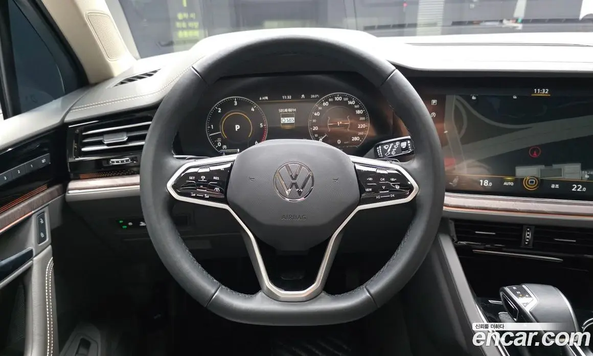 Volkswagen Touareg 2023 3.0 автомат (гидро), фото 19