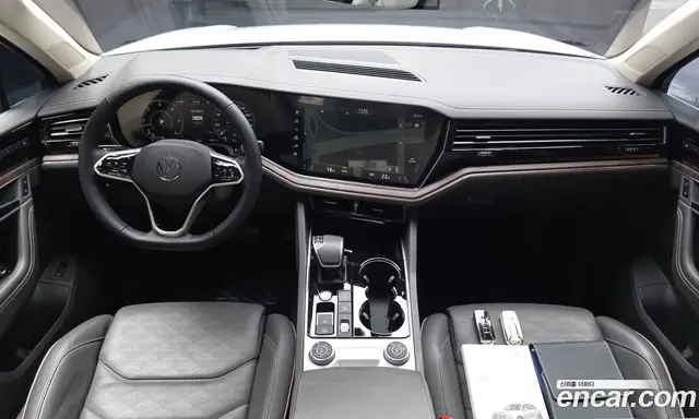 Volkswagen Touareg 2023 3.0 автомат (гидро), миниатюра 10