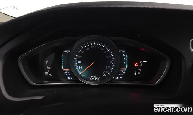 Volvo V40 2016 2.0 автомат (гидро), миниатюра 8