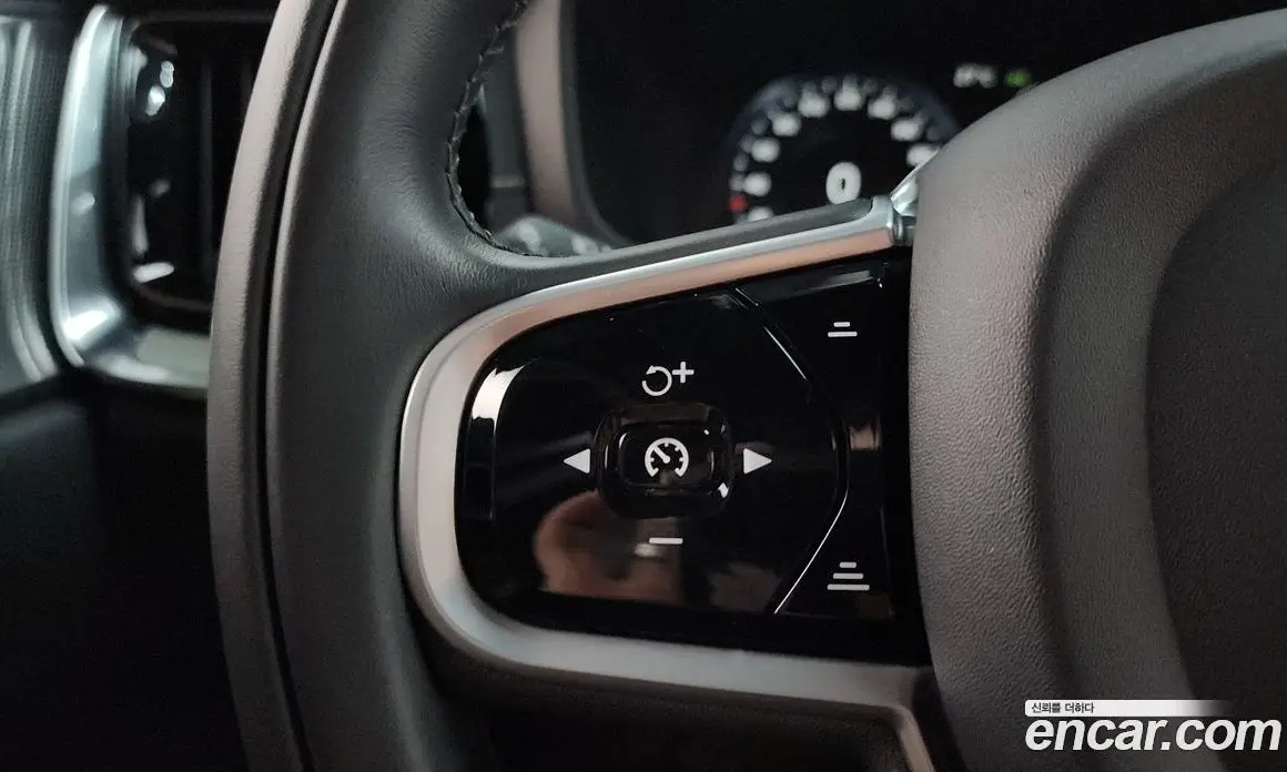 Volvo V60 2020 2.0 автомат (гидро), фото 15