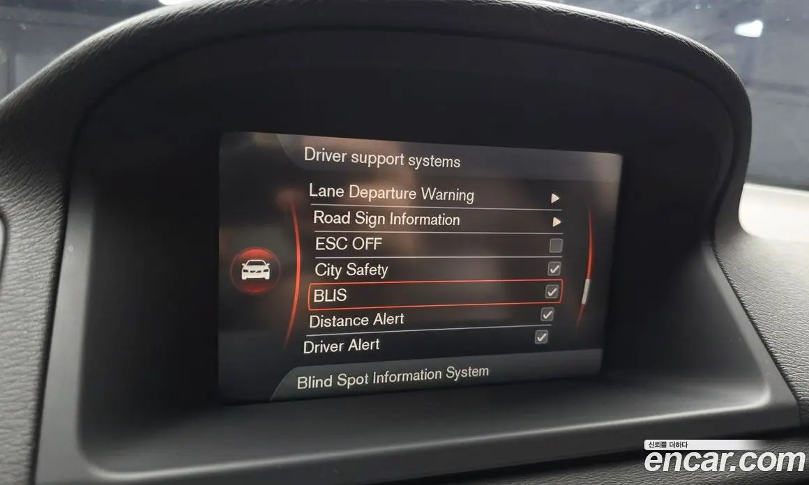 Volvo XC70 2015 2.4 автомат (гидро), фото 18