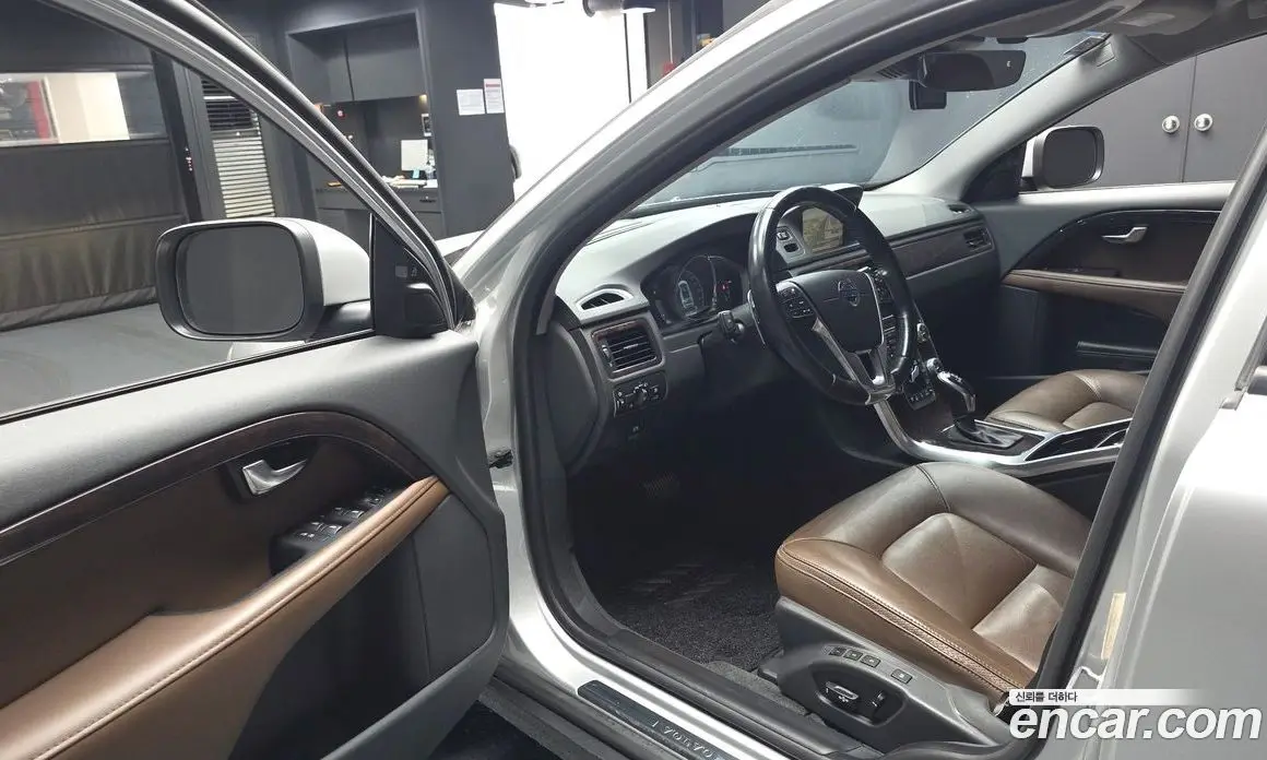 Volvo XC70 2015 2.4 автомат (гидро), фото 10