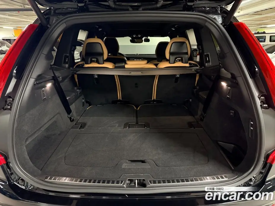 Volvo XC90 2024 2.0 автомат (гидро), фото 13