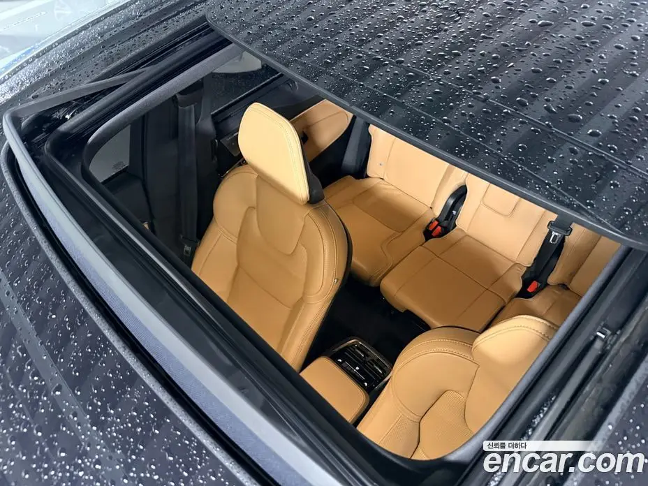 Volvo XC90 2024 2.0 автомат (гидро), фото 17