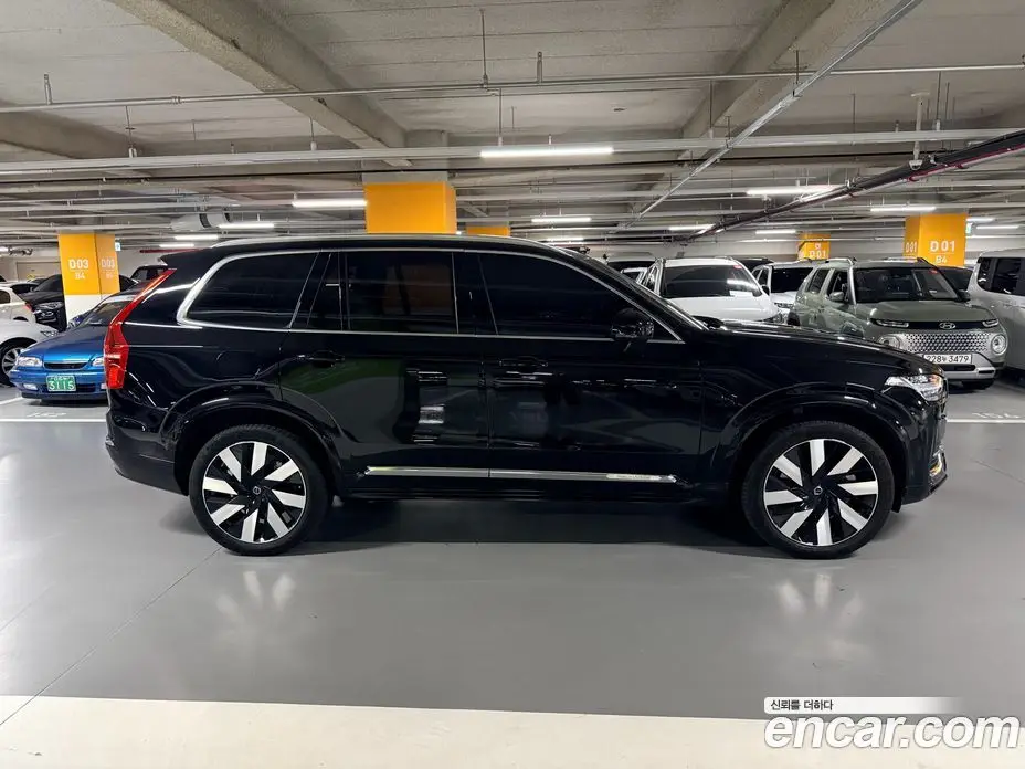 Volvo XC90 2024 2.0 автомат (гидро), фото 3