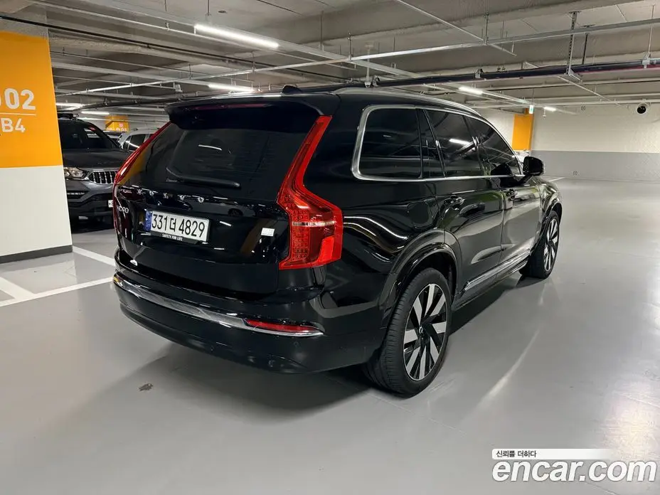 Volvo XC90 2024 2.0 автомат (гидро), фото 4