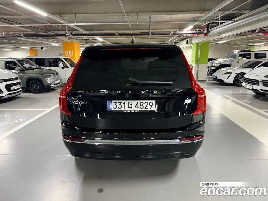 Volvo XC90 2024 2.0 автомат (гидро), фото 5