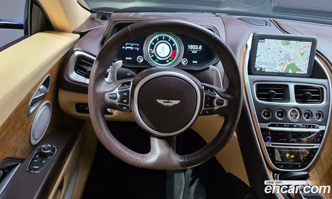 Aston Martin DB11 2020 4.0 автомат (гидро), фото 13