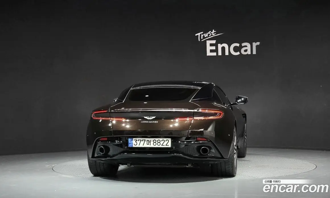 Aston Martin DB11 2020 4.0 автомат (гидро), фото 4