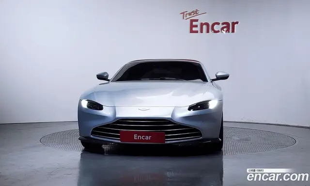 Aston Martin Vantage 2022 4.0 автомат (гидро), миниатюра 3