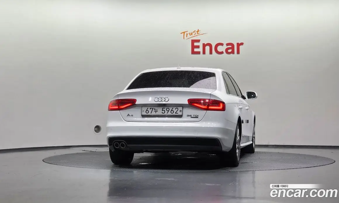 Audi A4 2015 2.0 автомат (гидро), фото 4 Audi A4 2015 2.0 автомат (гидро), фото 4
