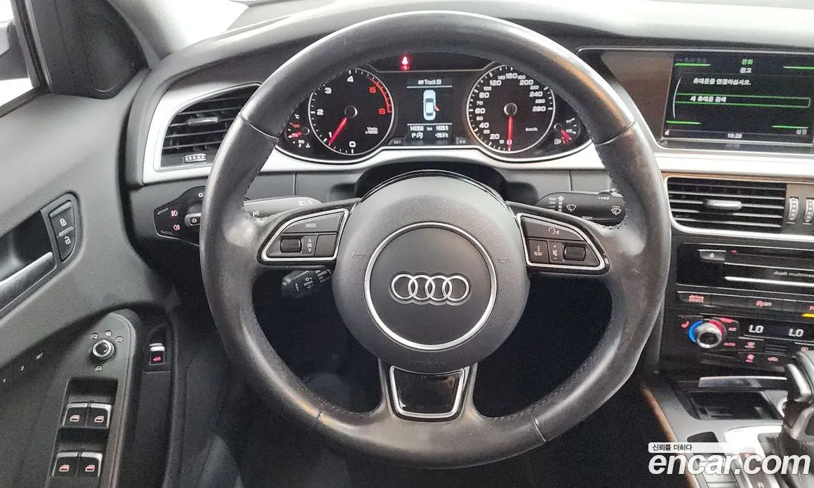 Audi A4 2015 2.0 автомат (гидро), фото 14
