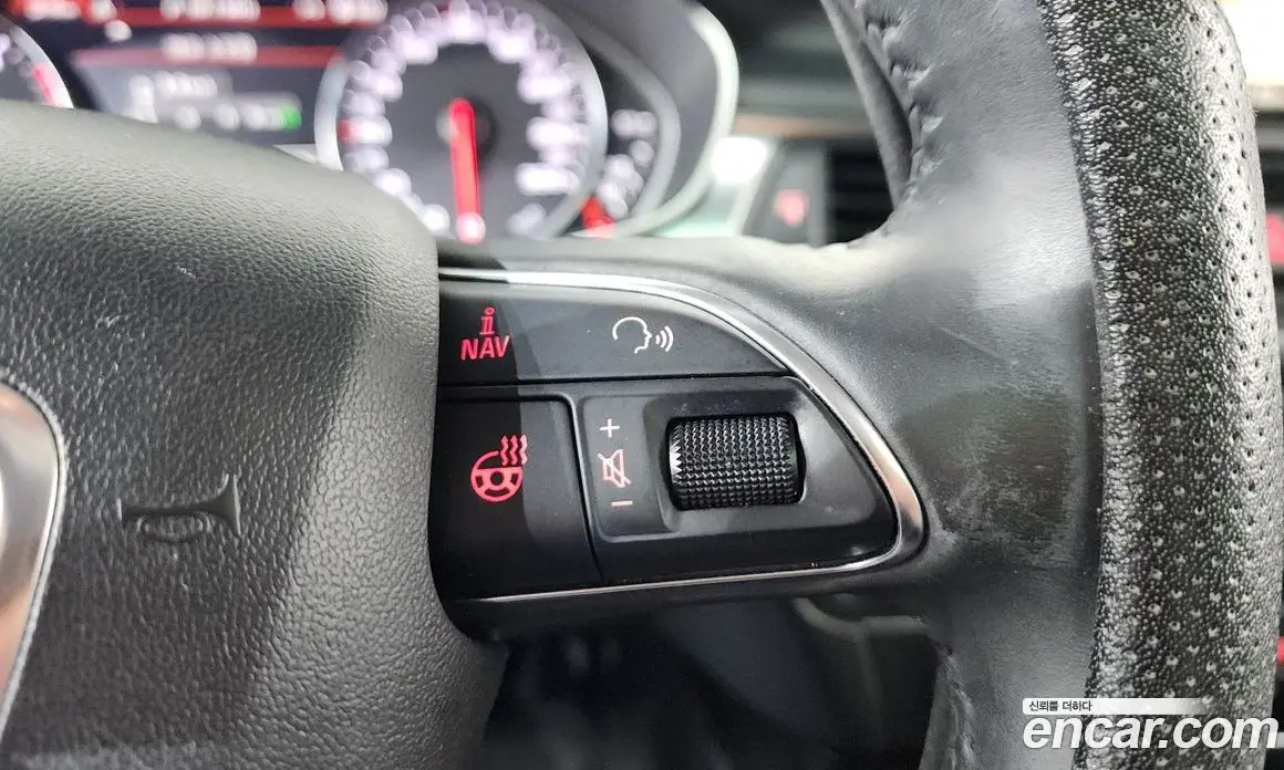 Audi A6 2013 3.0 автомат (гидро), фото 17
