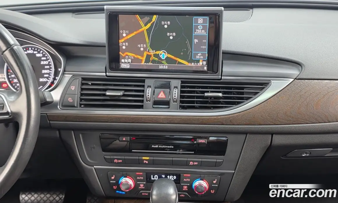 Audi A6 2015 2.0 автомат (гидро), фото 14