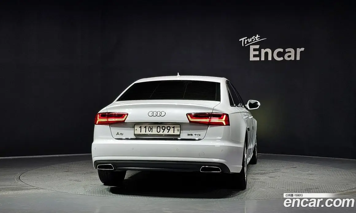 Audi A6 2015 2.0 автомат (гидро), фото 4