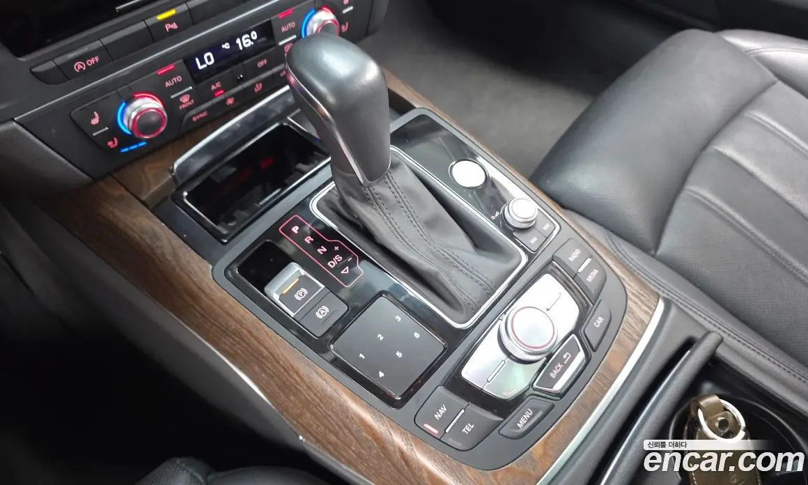 Audi A6 2015 2.0 автомат (гидро), фото 9