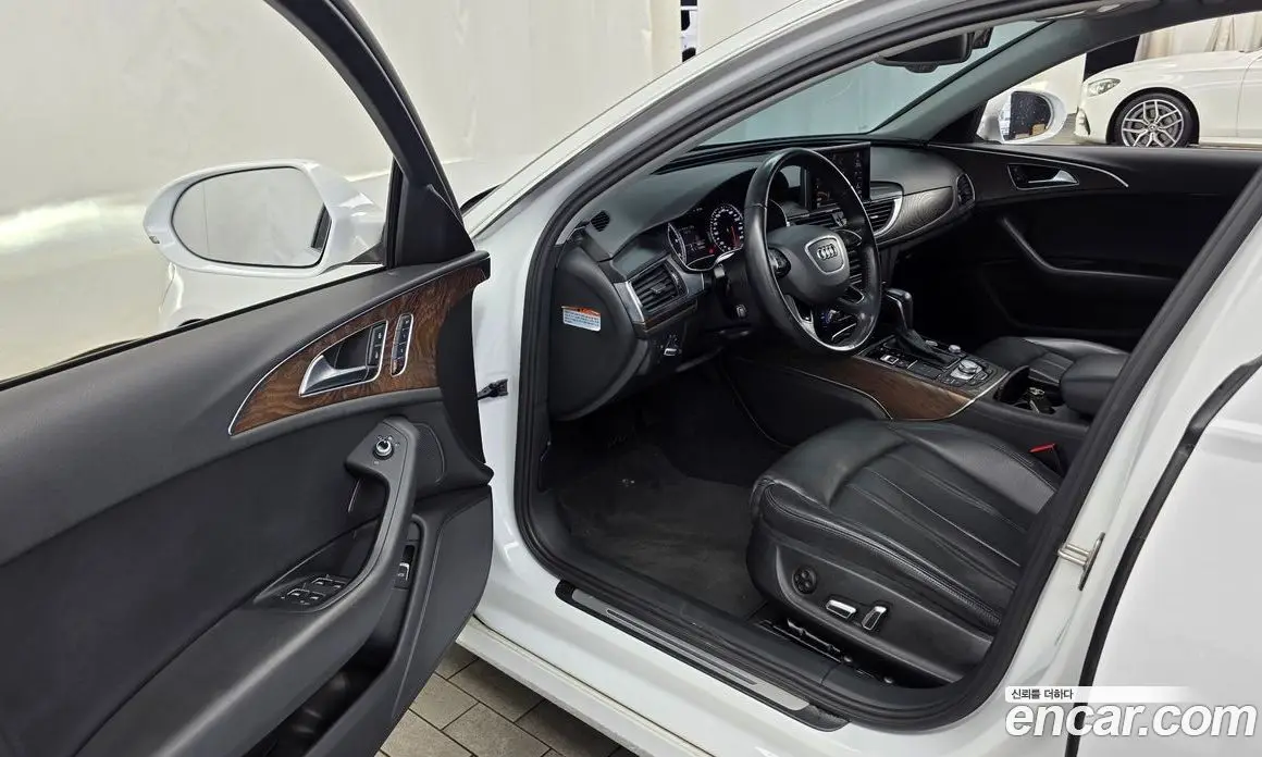 Audi A6 2015 2.0 автомат (гидро), фото 10