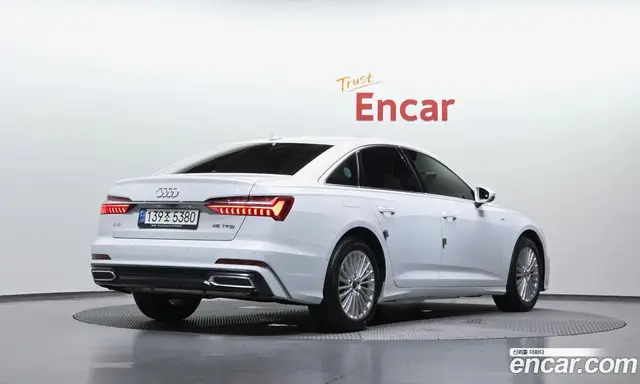 Audi A6 2021 2.0 автомат (гидро), миниатюра 2