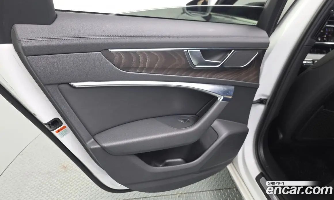 Audi A6 2021 2.0 автомат (гидро), фото 15