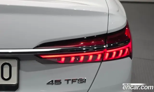 Audi A6 2021 2.0 автомат (гидро), миниатюра 9
