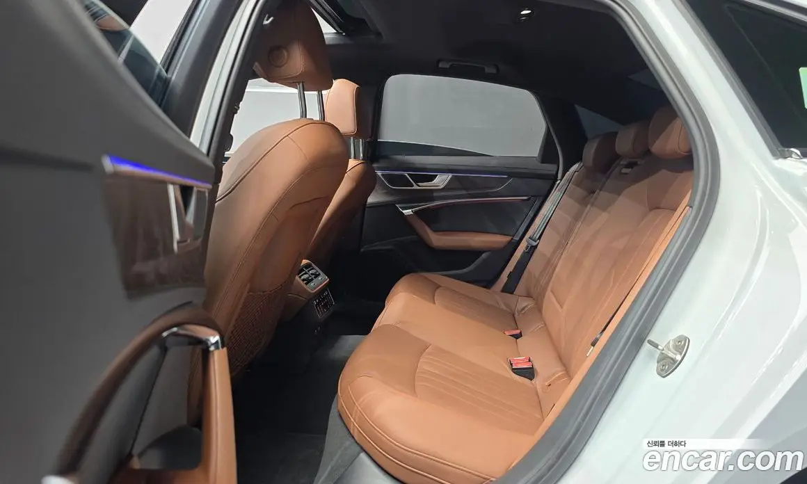 Audi A6 2023 2.0 автомат (гидро), фото 18