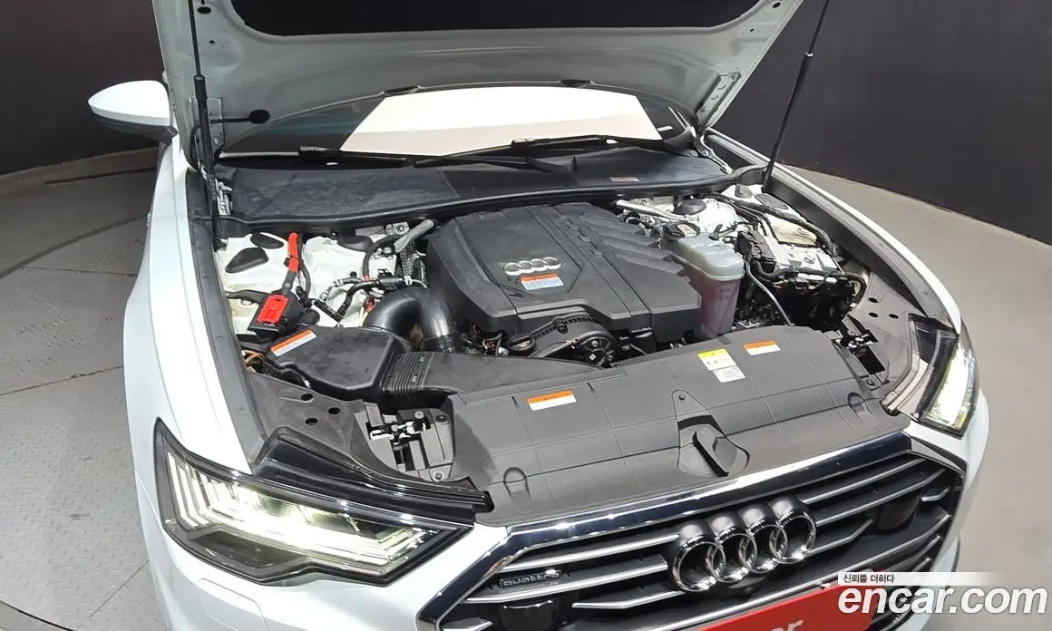 Audi A6 2023 2.0 автомат (гидро), фото 6