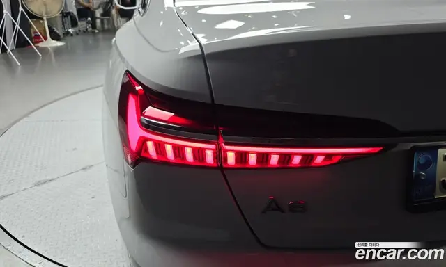 Audi A6 2023 2.0 автомат (гидро), миниатюра 9