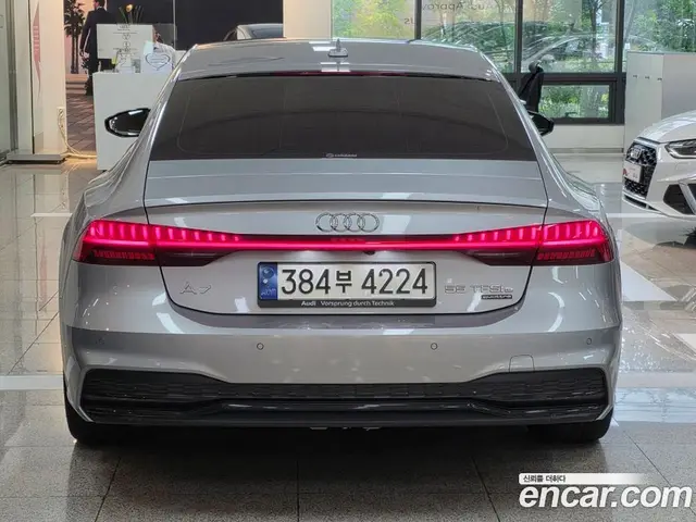 Audi A7 2023 2.0 автомат (гидро), миниатюра 4