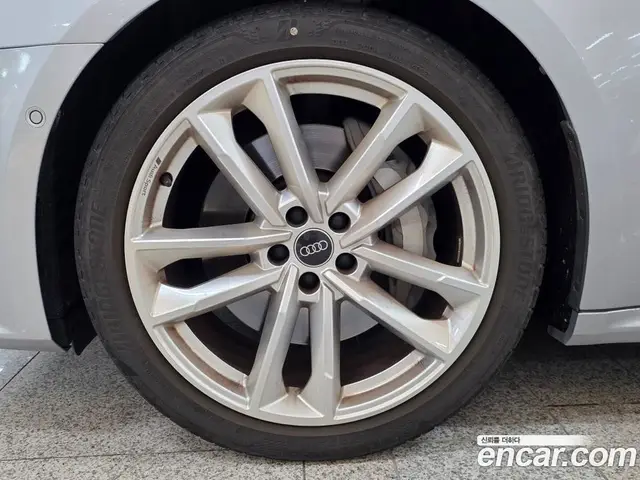 Audi A7 2023 2.0 автомат (гидро), миниатюра 5