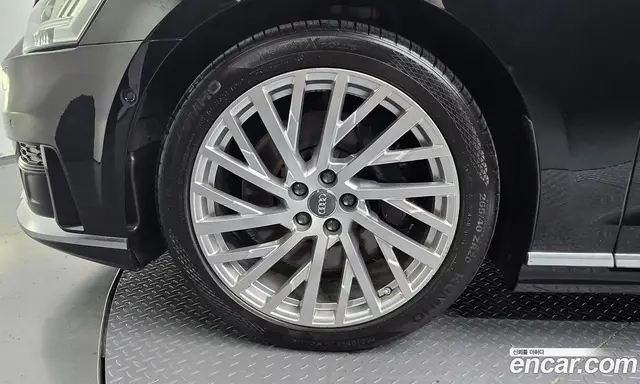 Audi A8 2020 3.0 автомат (гидро), миниатюра 5