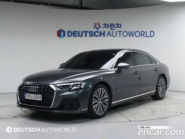 Audi A8 2022 3.0 автомат (гидро), миниатюра 1