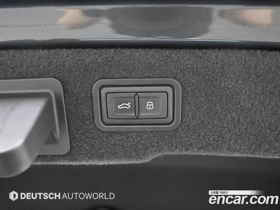 Audi A8 2022 3.0 автомат (гидро), фото 20