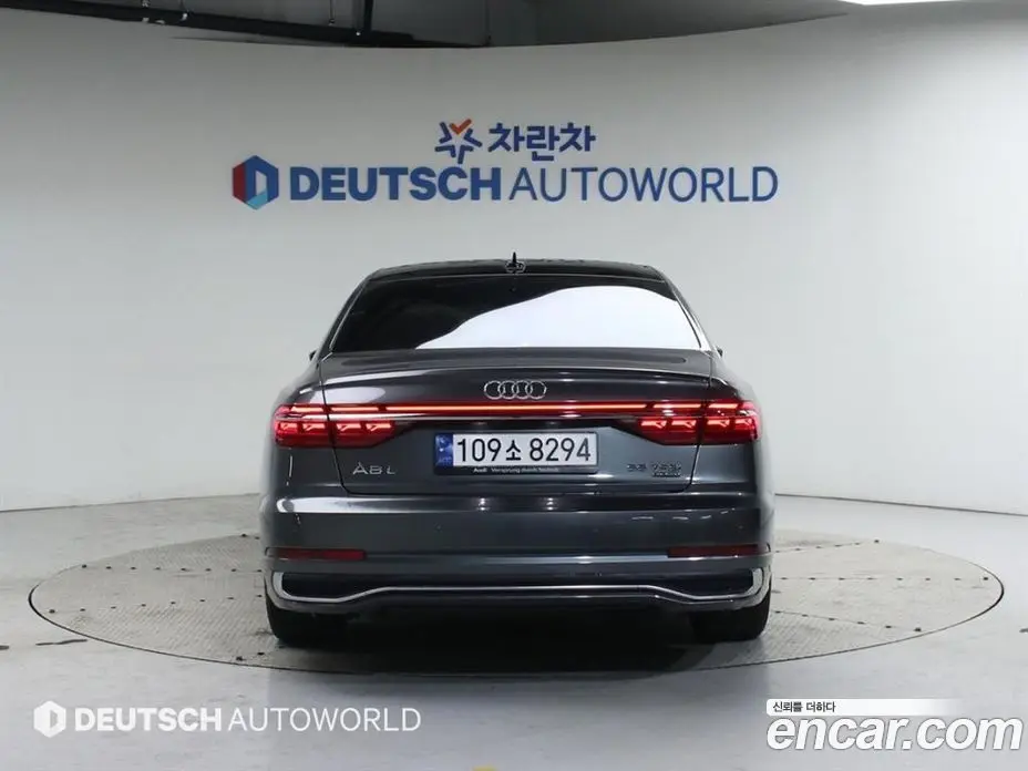 Audi A8 2022 3.0 автомат (гидро), фото 4