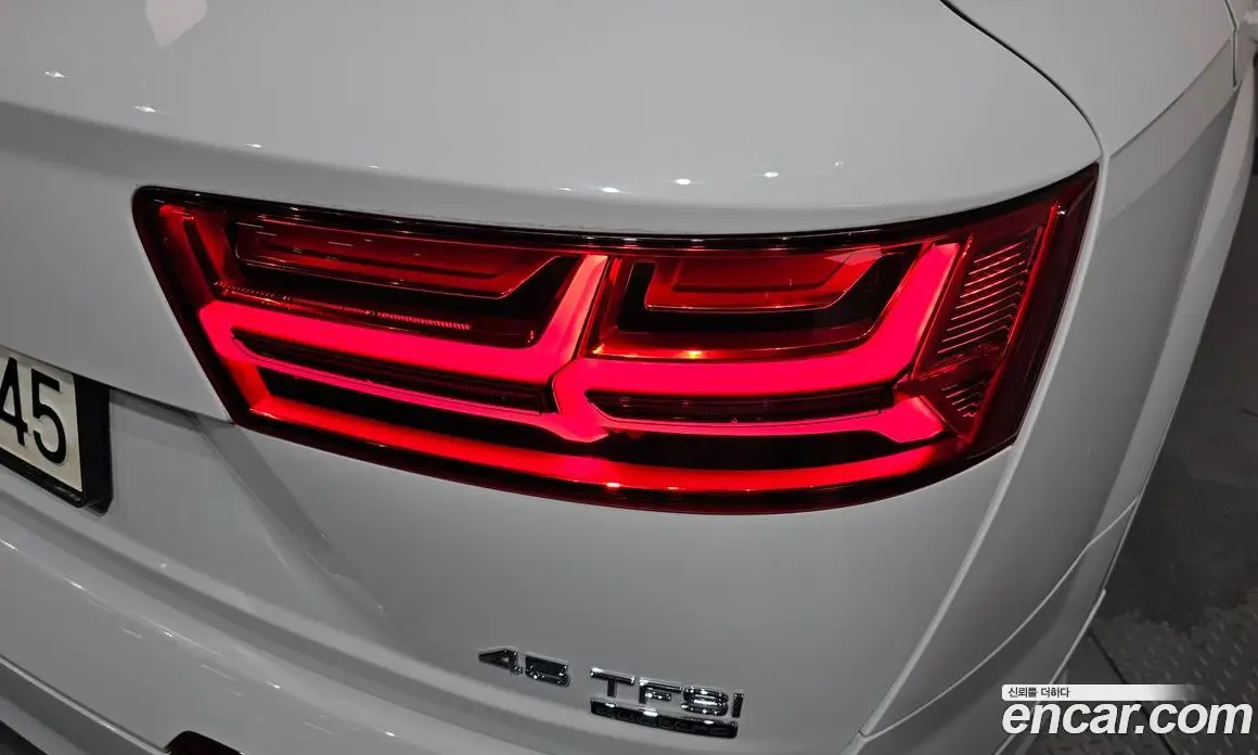 Audi Q7 2019 2.0 автомат (гидро), фото 8
