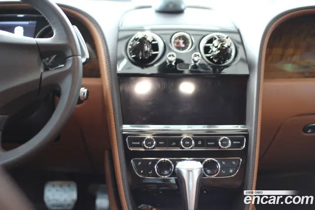 Bentley Continental 2016 4.0 автомат (гидро), миниатюра 7