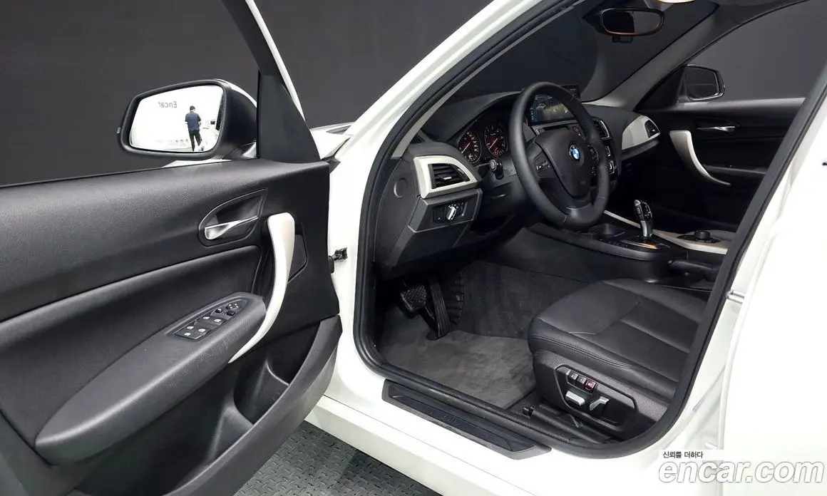 BMW 1 серия 2016 2.0 автомат (гидро), фото 11