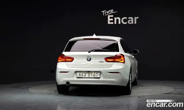 BMW 1 серия 2016 2.0 автомат (гидро), миниатюра 4