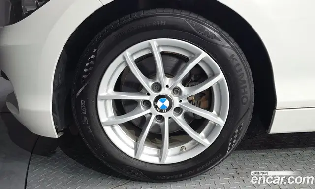 BMW 1 серия 2016 2.0 автомат (гидро), миниатюра 5