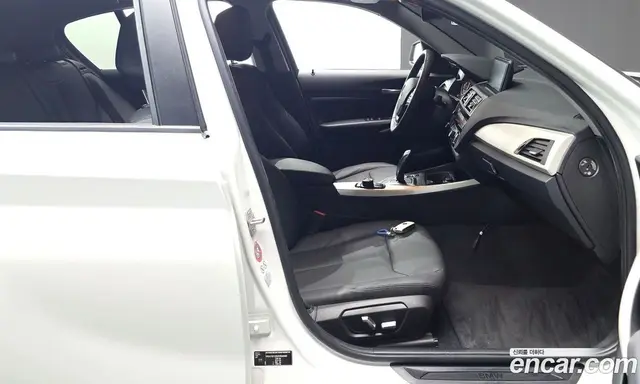 BMW 1 серия 2016 2.0 автомат (гидро), миниатюра 10