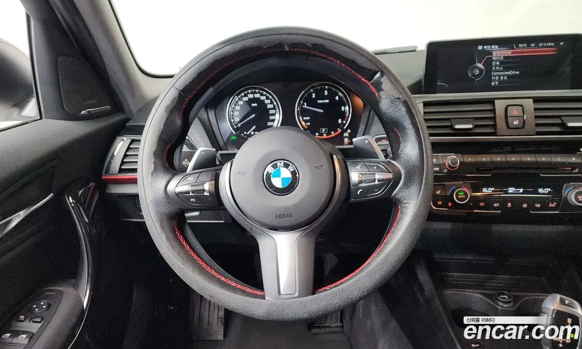 BMW 1 серия 2017 2.0 автомат (гидро), фото 18