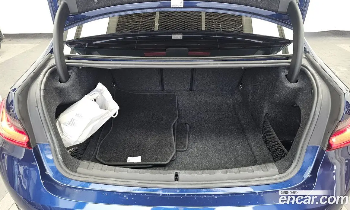 BMW 3 серия 2019 2.0 автомат (гидро), фото 26
