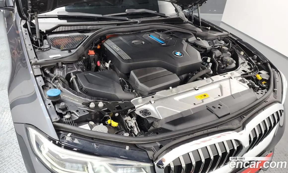 BMW 3 серия 2021 2.0 автомат (гидро), фото 6