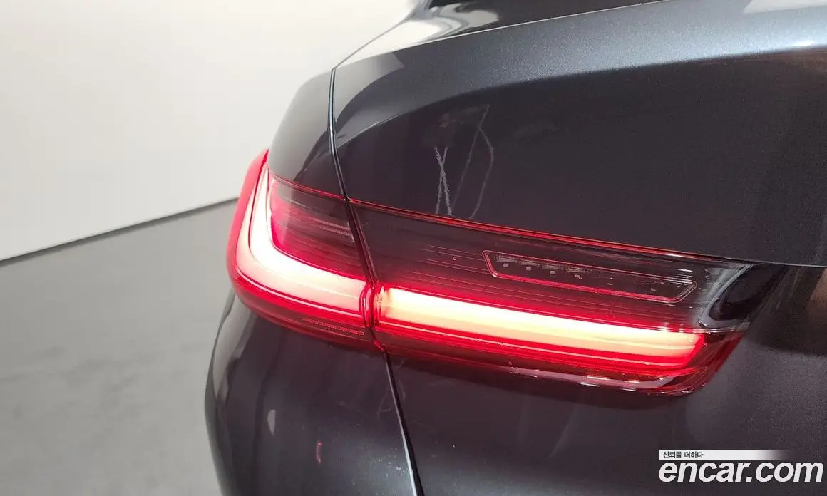 BMW 3 серия 2021 2.0 автомат (гидро), фото 9